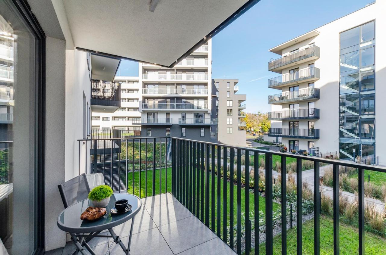 Sky Home- Blue Apartament -Manufaktura, Bezplatny Parking, Klima, Dostep Na Kod Łódź Esterno foto