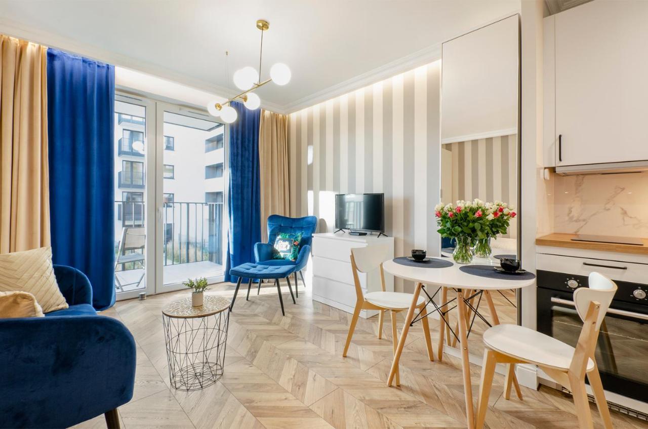 Sky Home- Blue Apartament -Manufaktura, Bezplatny Parking, Klima, Dostep Na Kod Łódź Esterno foto